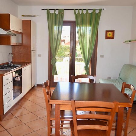 Iss Travel, Ambra Apartments - 800 M From La Cinta Beach San Teodoro  Kültér fotó