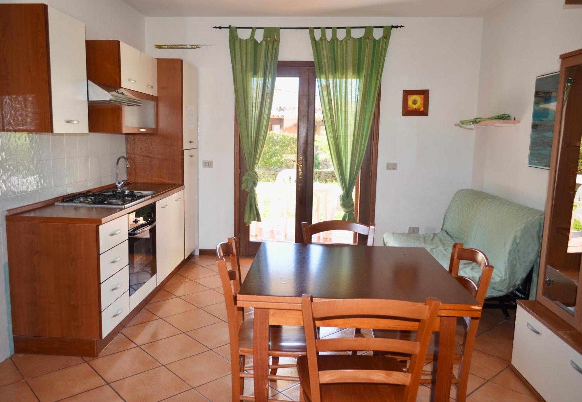 Iss Travel, Ambra Apartments - 800 M From La Cinta Beach San Teodoro  Kültér fotó